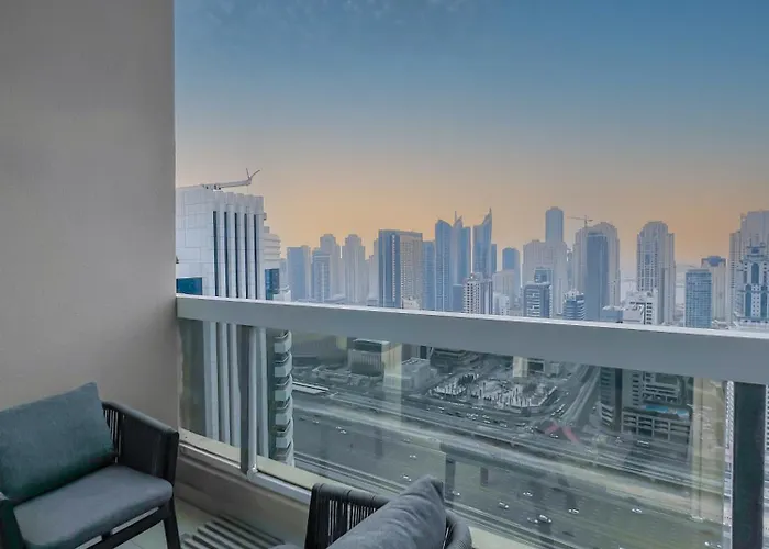 Luxurious 2Br In Dubai Gate 1